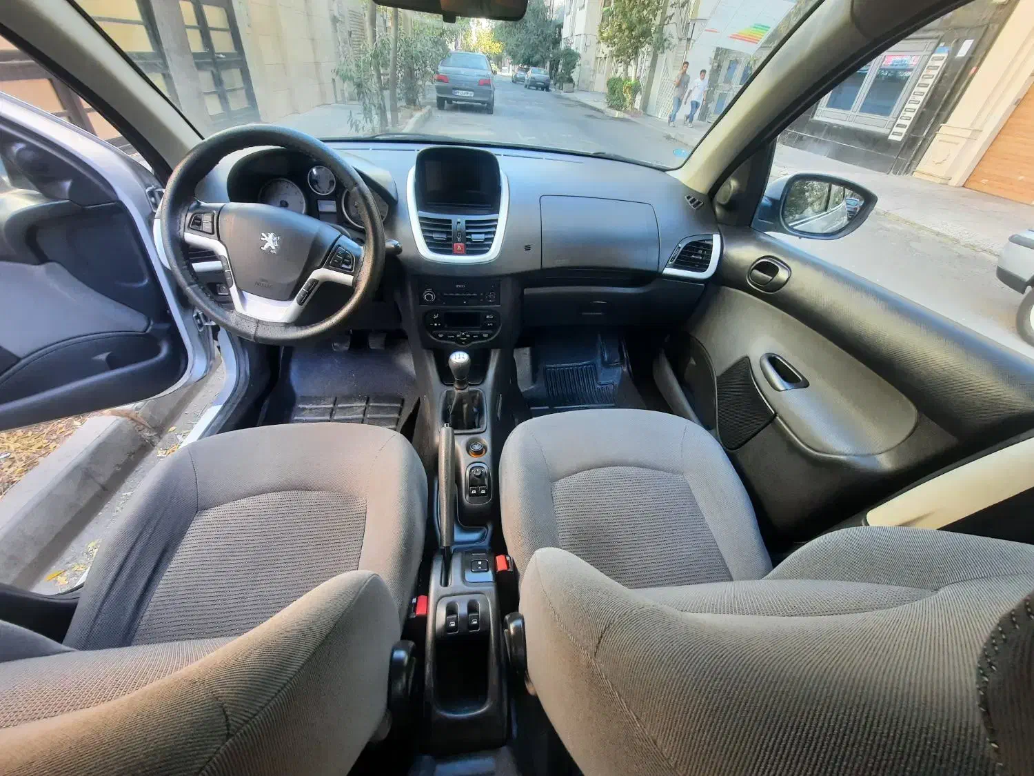 پژو 207 پانوراما دنده‌ای - 1401