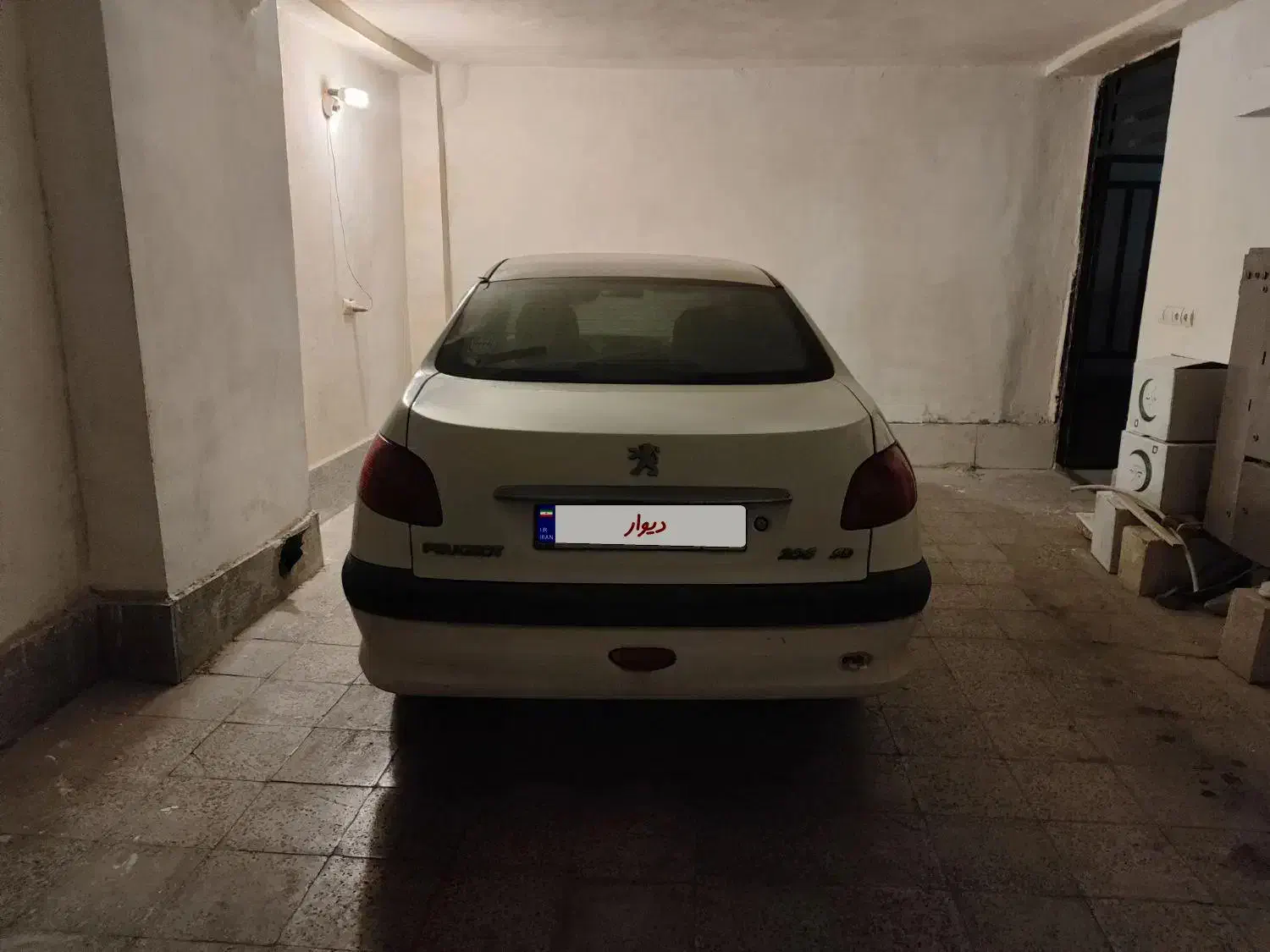 پژو ۲۰۶ صندوق دار v8 - 1398