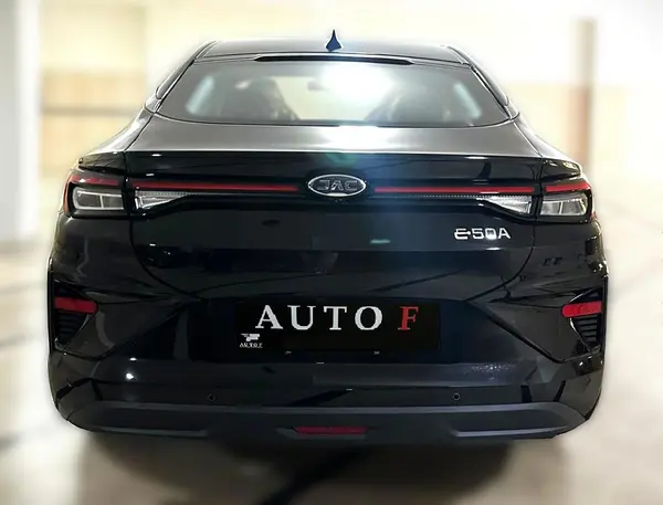 کی ام سی EJ7 پلاس - 2024