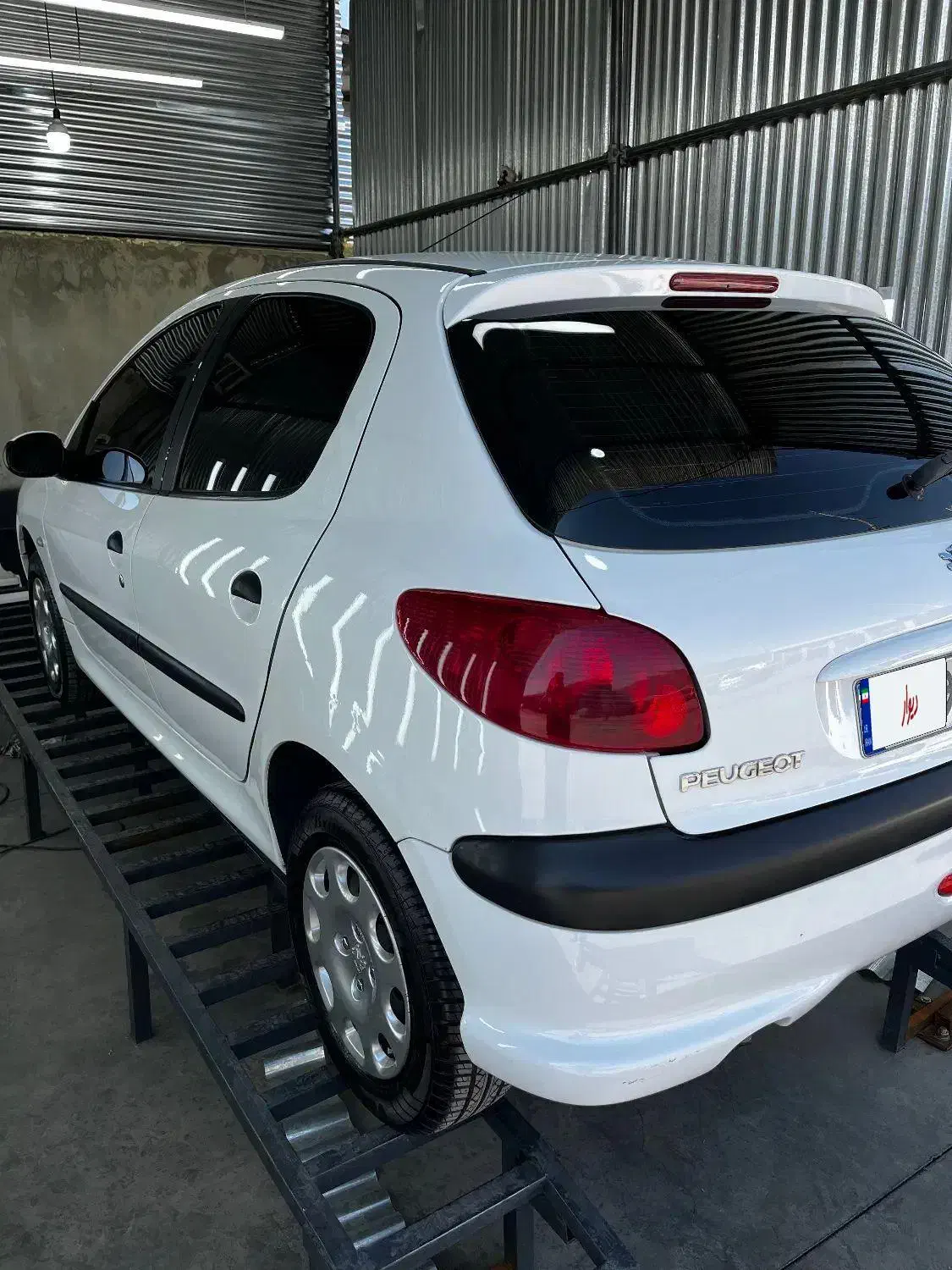 پژو 206 تیپ 2 - 1390