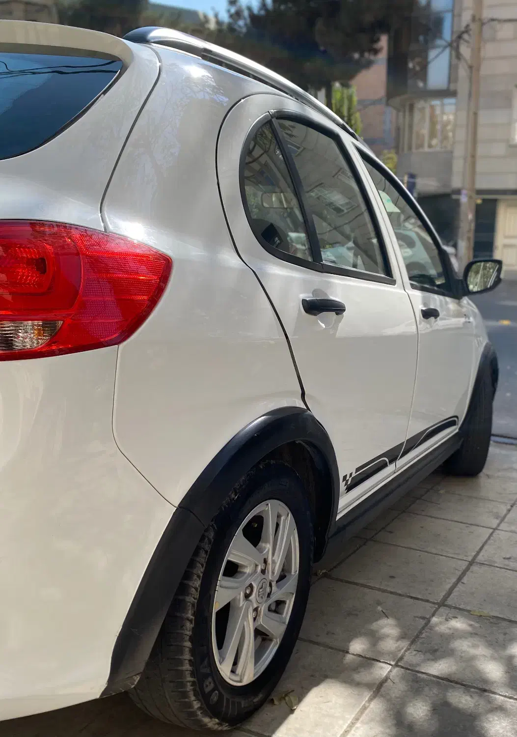 کوییک R دنده‌ای - 1400