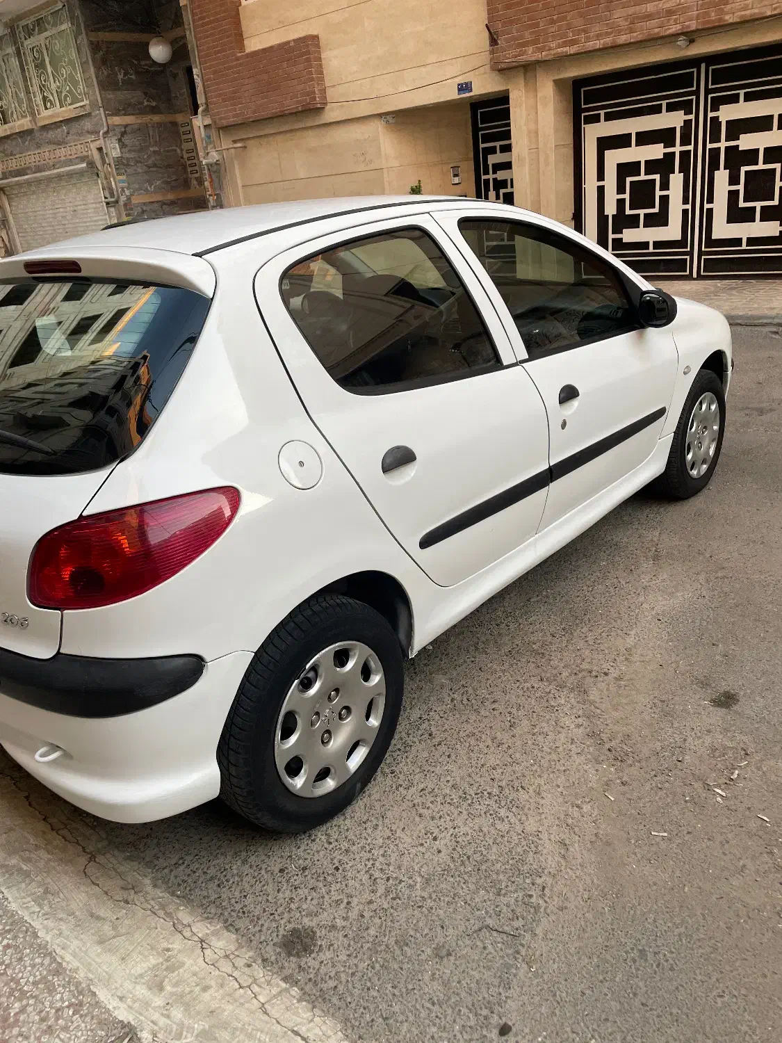 پژو 206 تیپ 2 - 1398