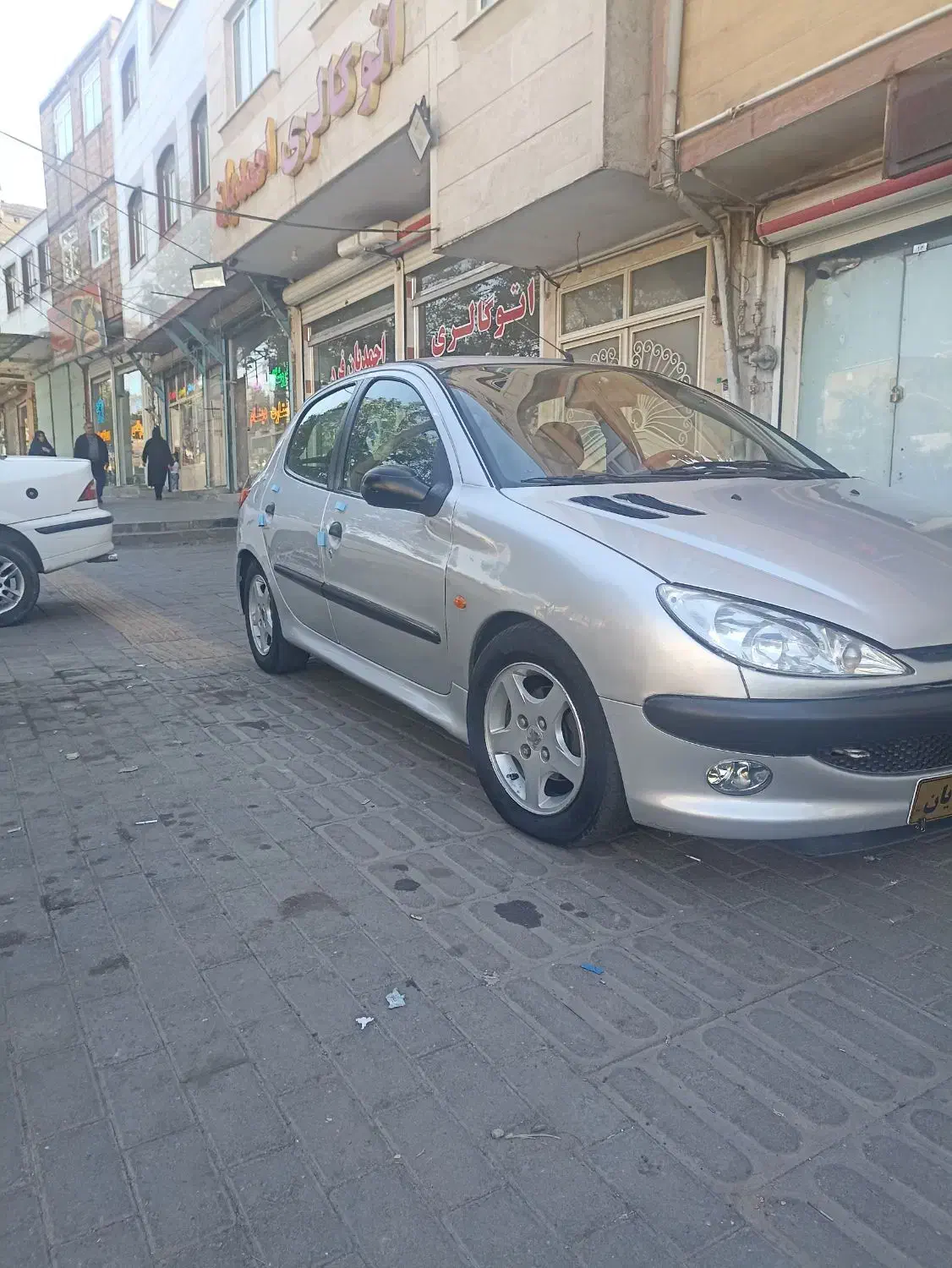 پژو 206 تیپ 2 - 1383