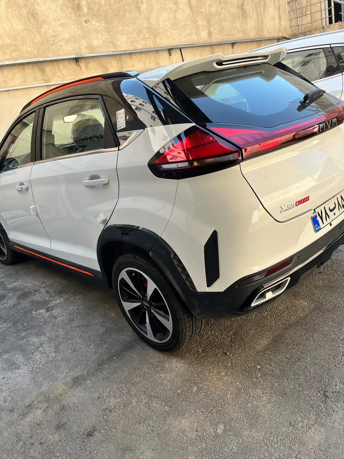 خودرو ام وی ام، X33 کراس آگهی ann_20908225