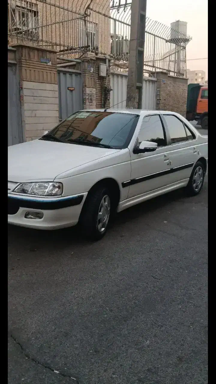 پژو پارس XU7P - 1401