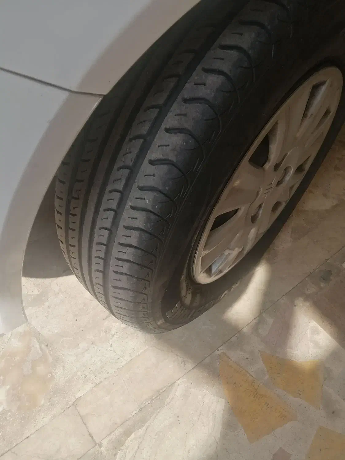 تیبا صندوق دار SX - 1393