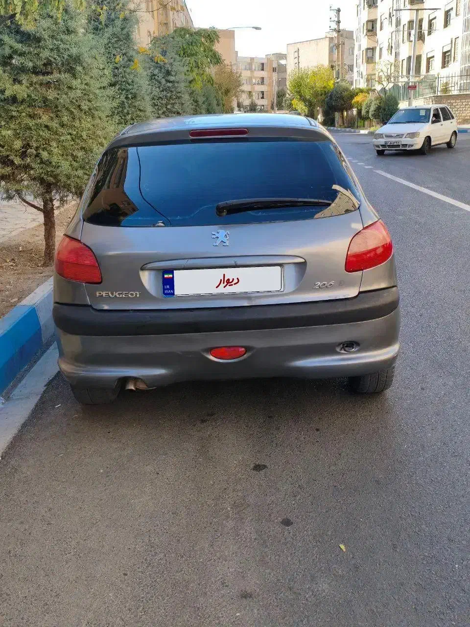 پژو 206 تیپ 2 - 1383