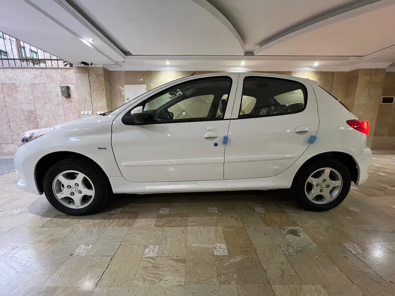 پژو 207 اتوماتیک TU5P - 1404