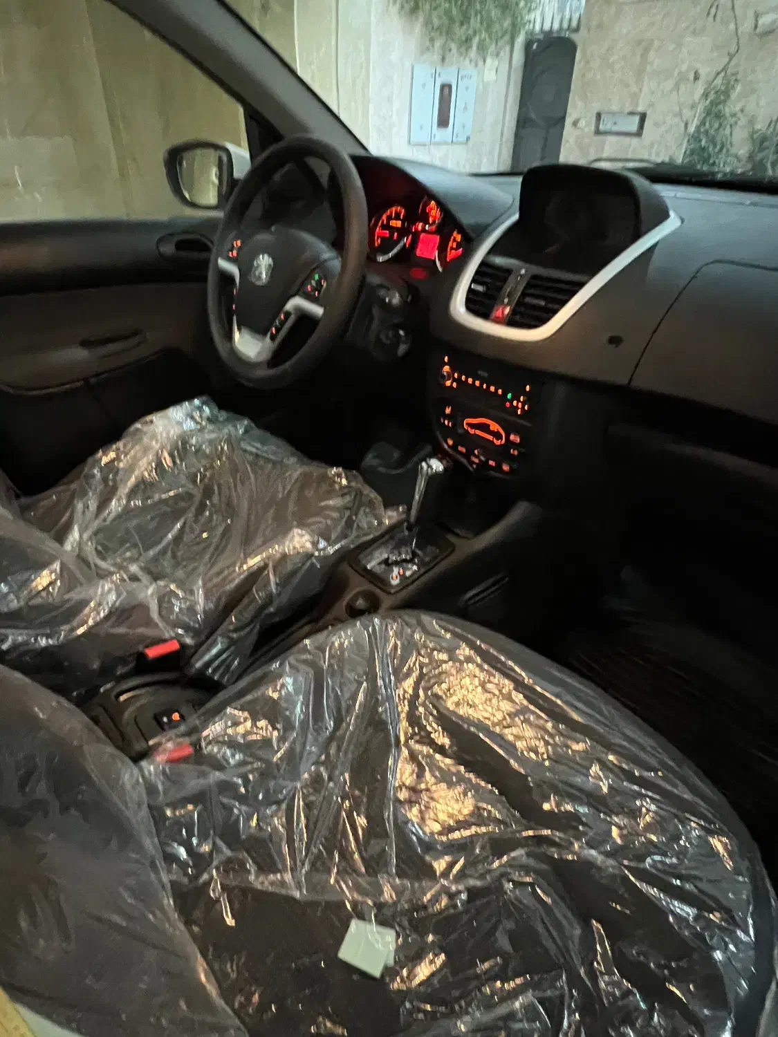 پژو 207 اتوماتیک TU5P - 1404