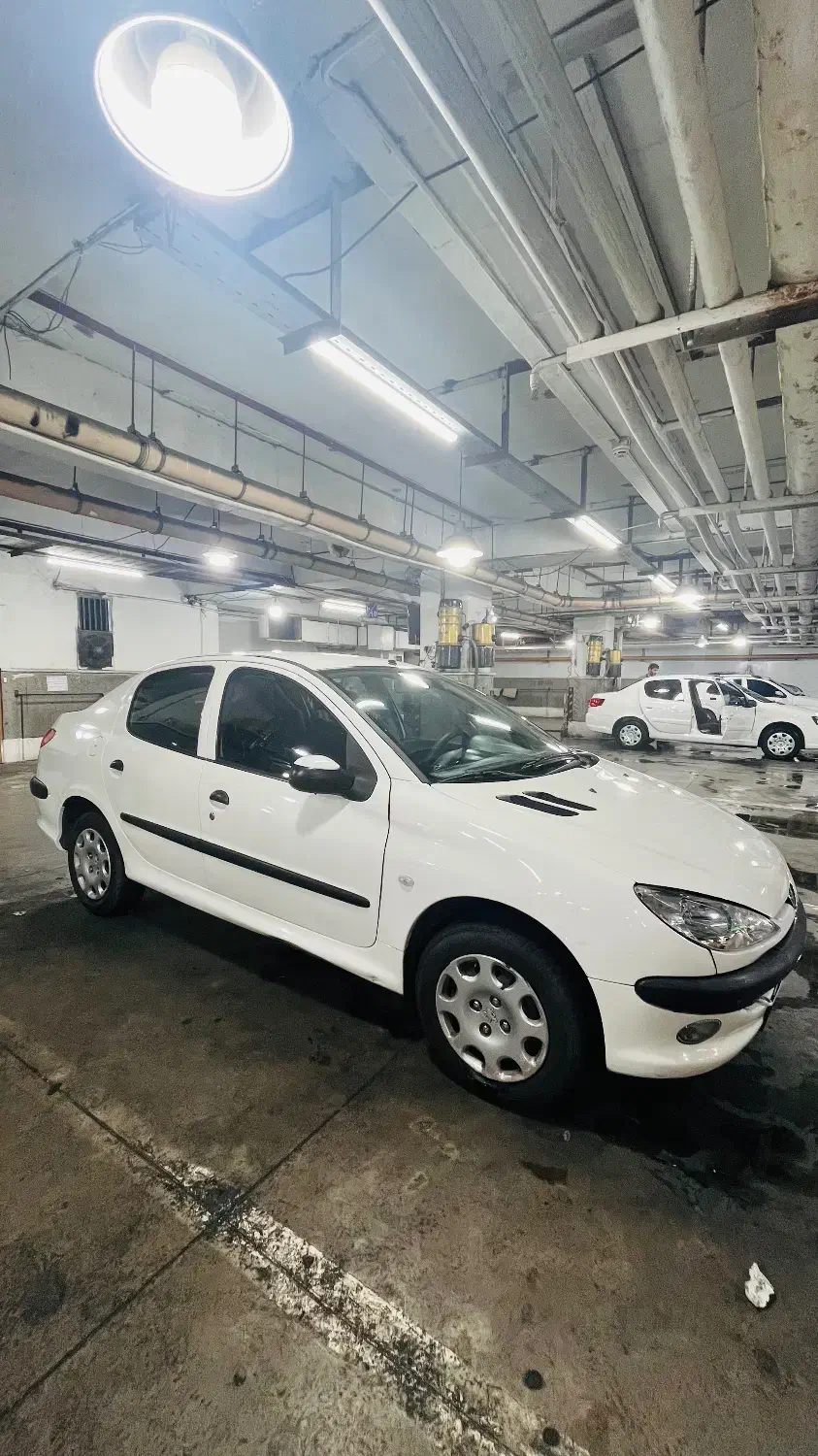 پژو ۲۰۶ صندوق دار v8 - 1393