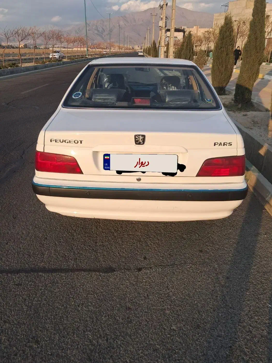 پژو پارس XU7P - 1402