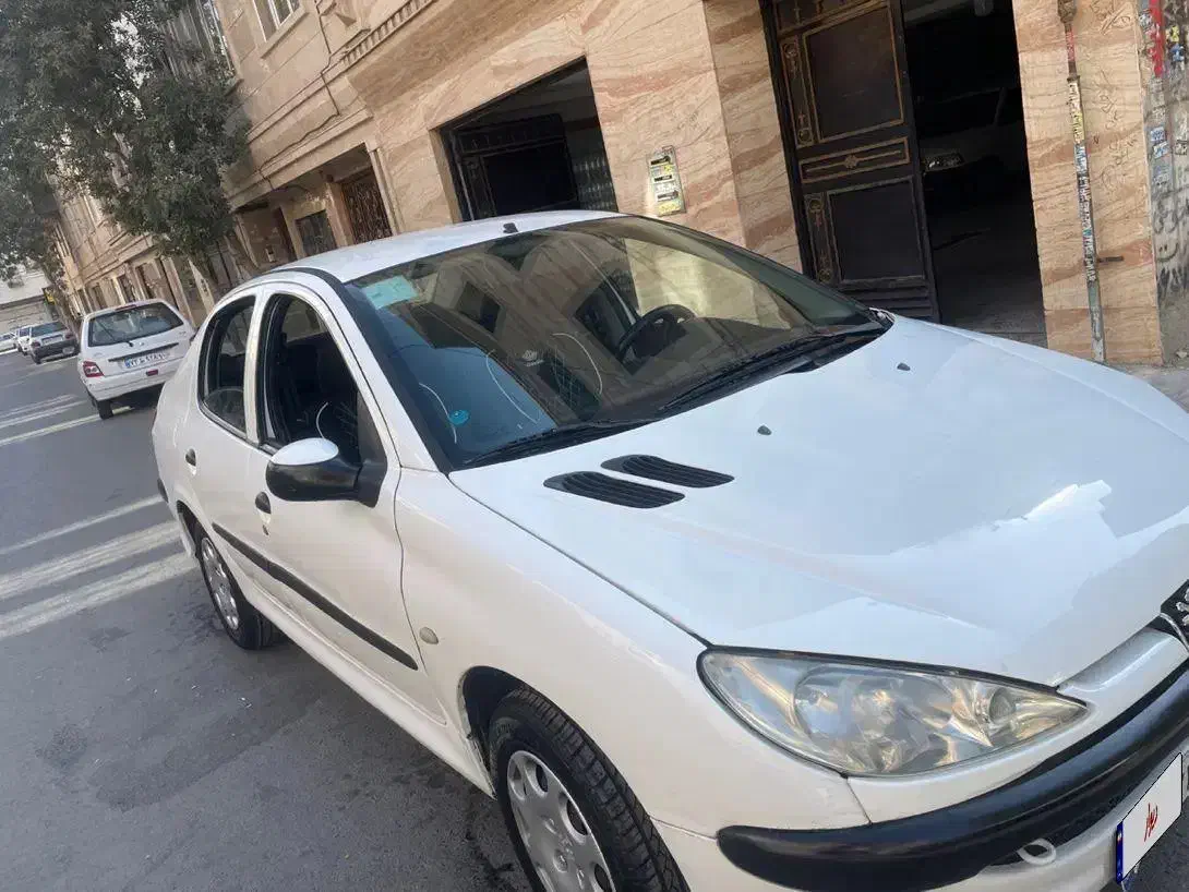 پژو ۲۰۶ صندوق دار v8 - 1395