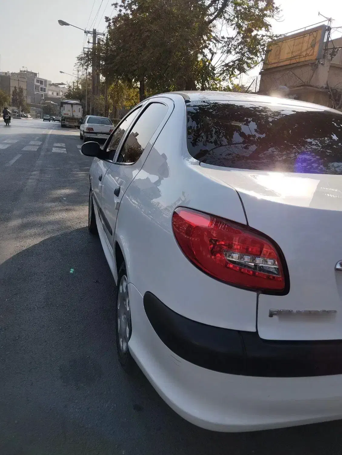 خودرو پژو، ۲۰۶ صندوق دار آگهی ann_20908688