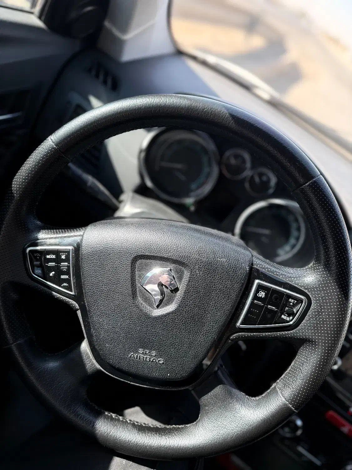 دنا پلاس ۵ دنده EF7 - 1398