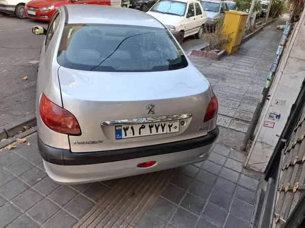 پژو ۲۰۶ صندوق دار v8 - 1385