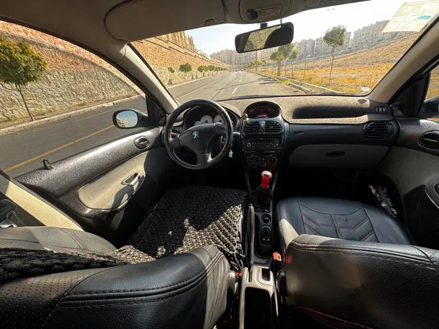 پژو ۲۰۶ صندوق دار v8 - 1394