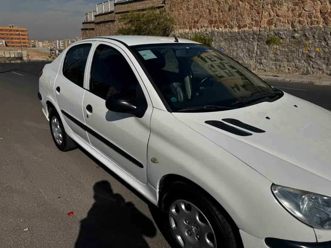 پژو ۲۰۶ صندوق دار v8 - 1394