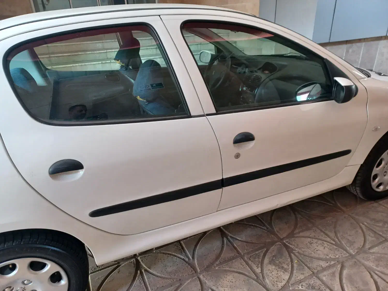 پژو ۲۰۶ صندوق دار v8 - 1392