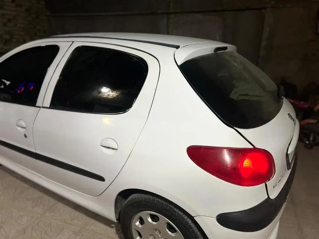 پژو 206 تیپ 3 - 1395