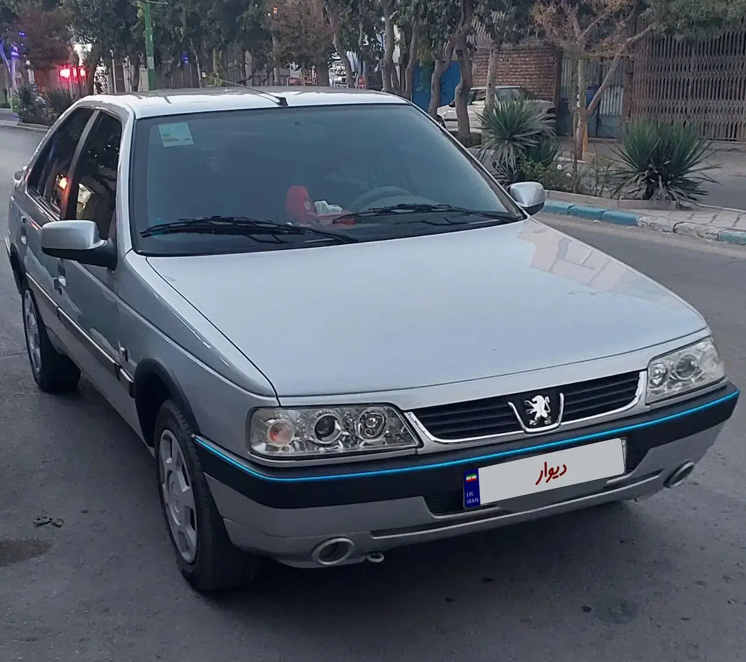 پژو 405 SLX بنزینی TU5 - 1400