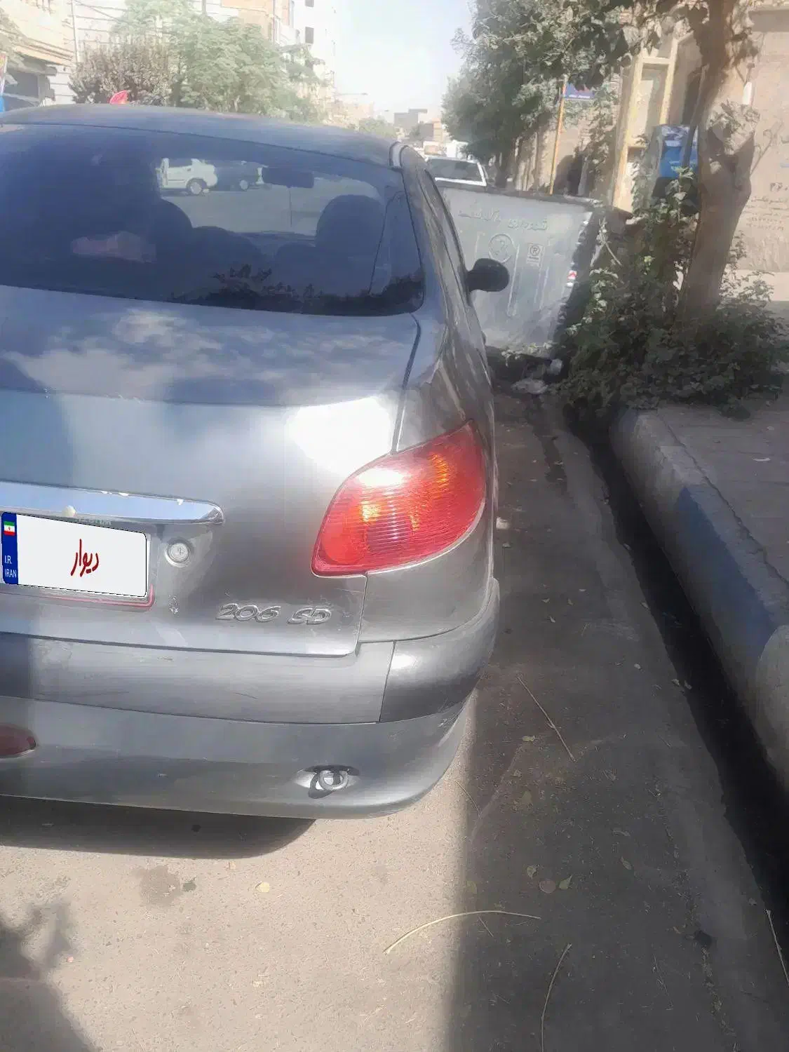 پژو ۲۰۶ صندوق دار v8 - 1386