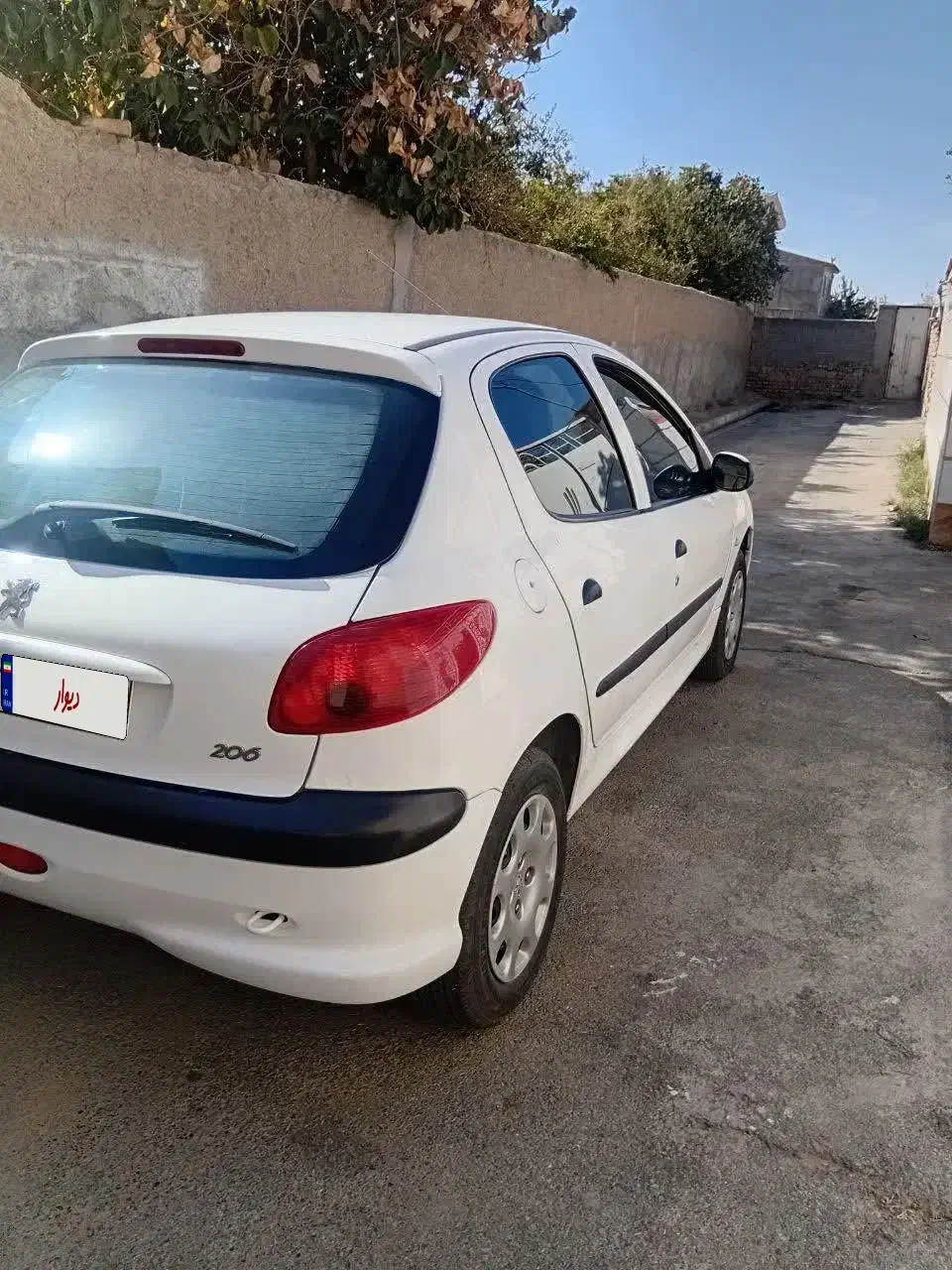 پژو 206 تیپ 2 - 1396