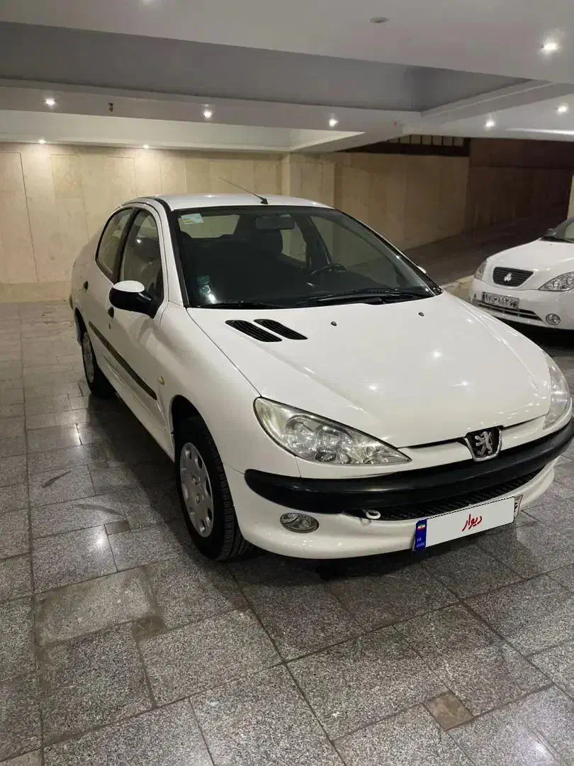 پژو ۲۰۶ صندوق دار v8 - 1391