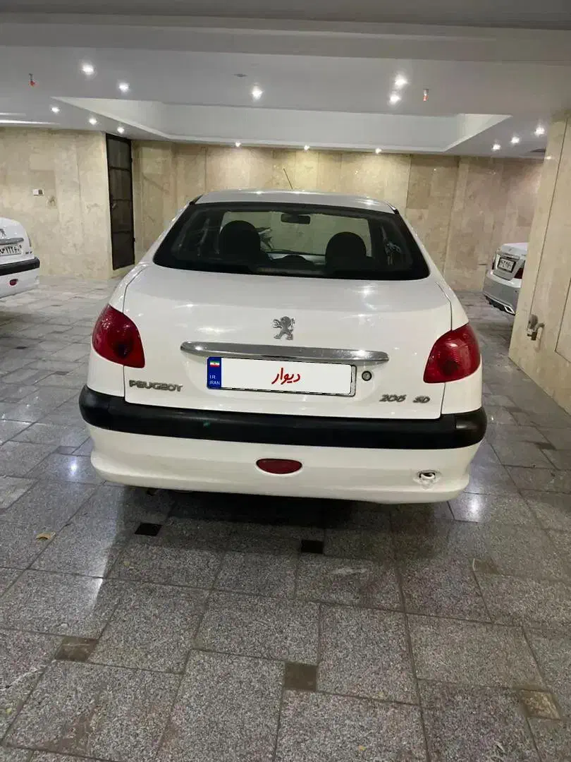 پژو ۲۰۶ صندوق دار v8 - 1391