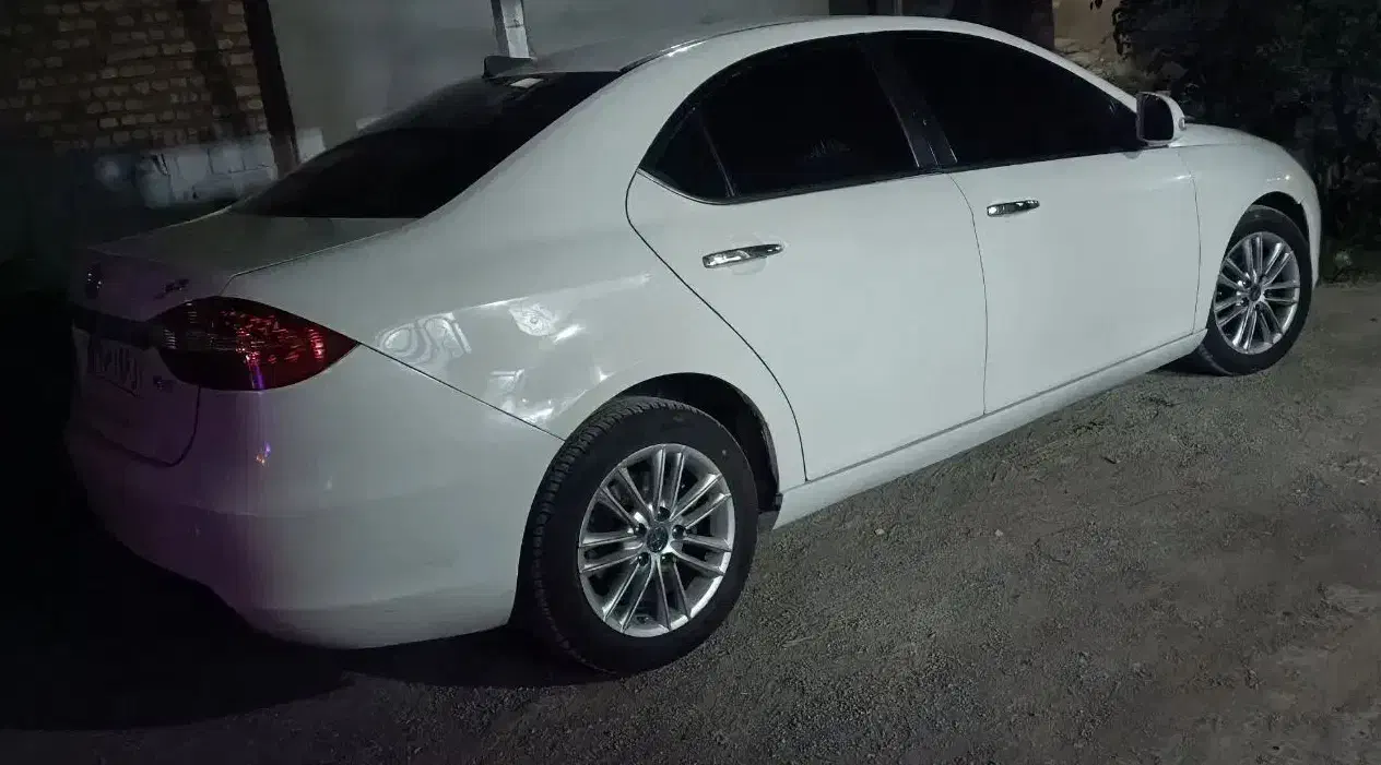 جک J5 اتوماتیک - 1393