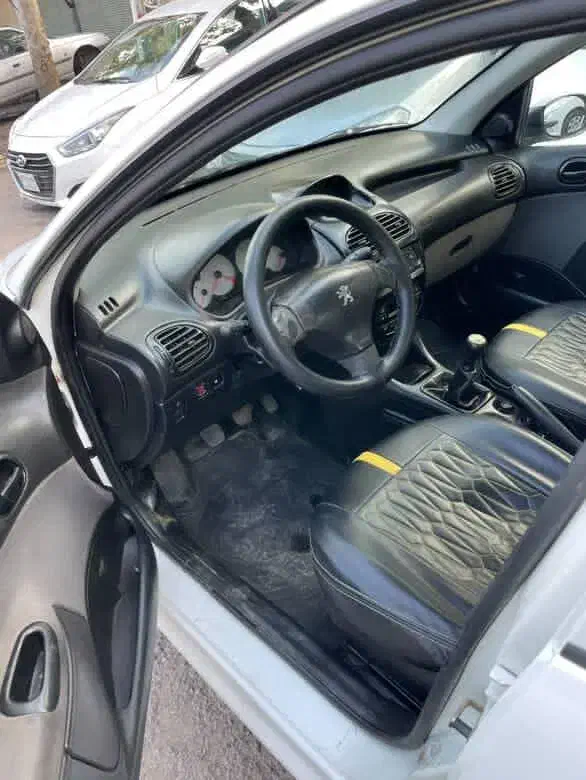 خودرو پژو، ۲۰۶ صندوق دار آگهی ann_20909404