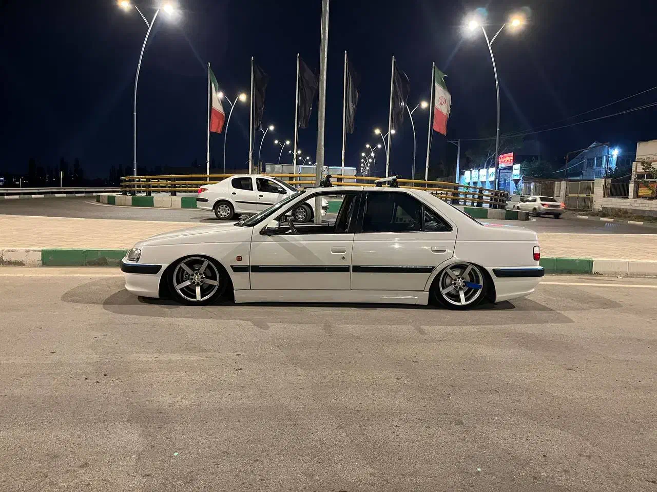 پژو پارس سال - 1392