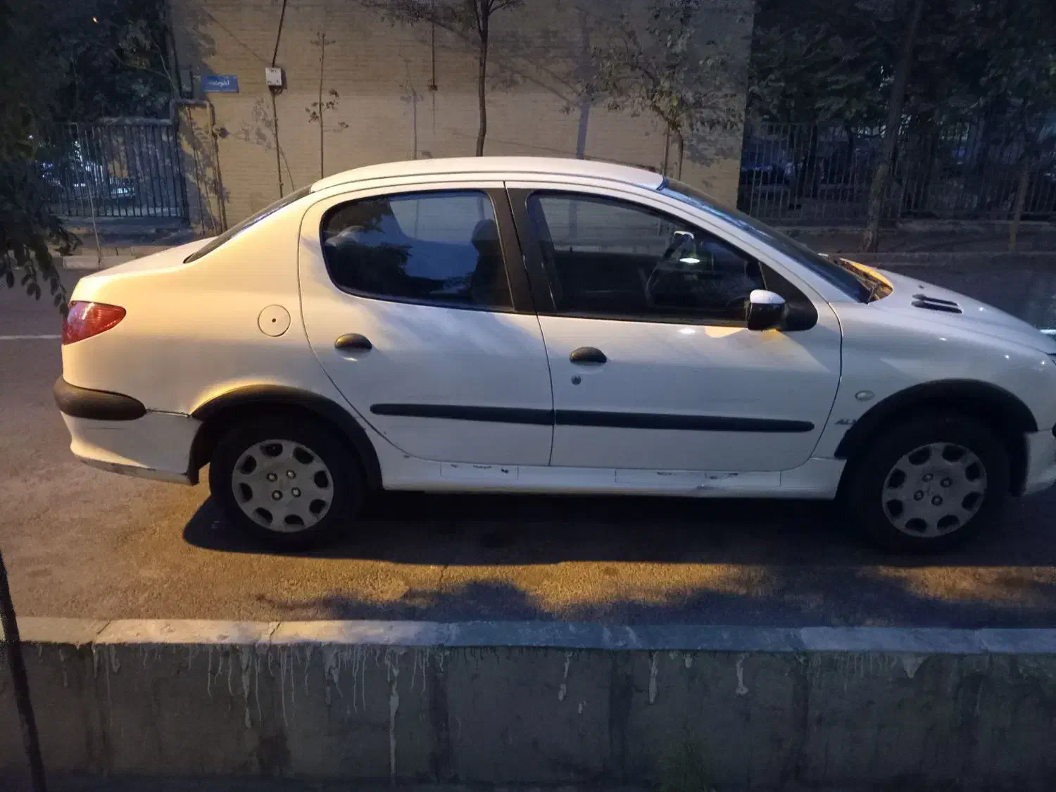 پژو ۲۰۶ صندوق دار v9 - 1390