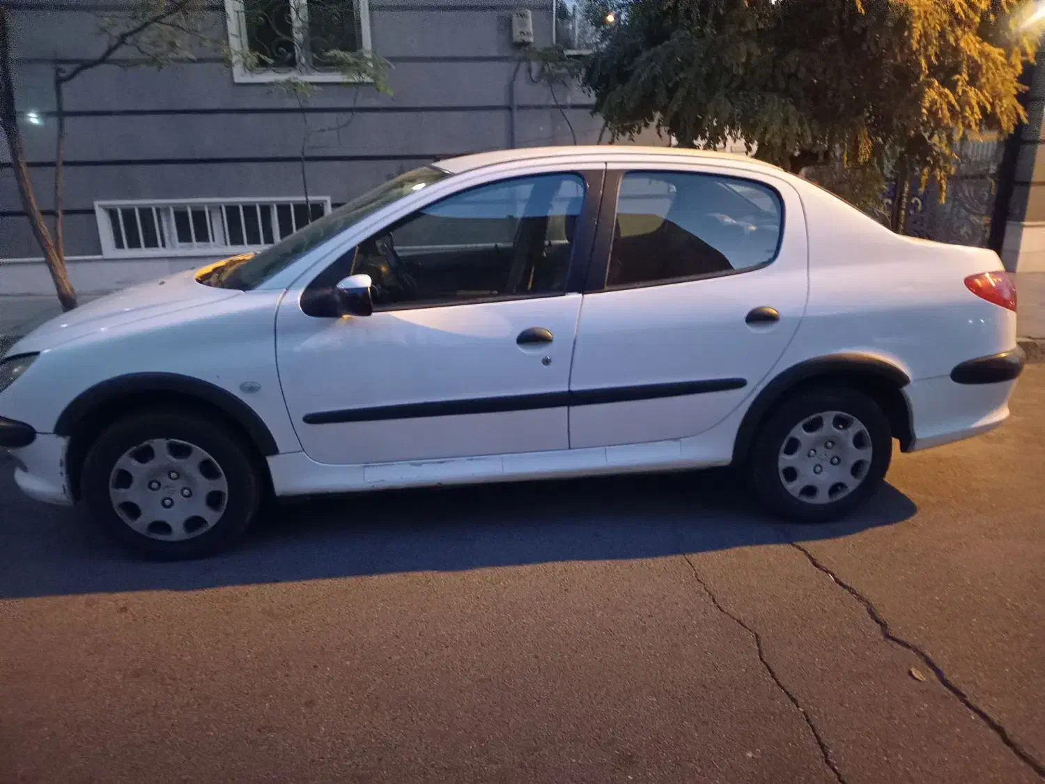 پژو ۲۰۶ صندوق دار v9 - 1390