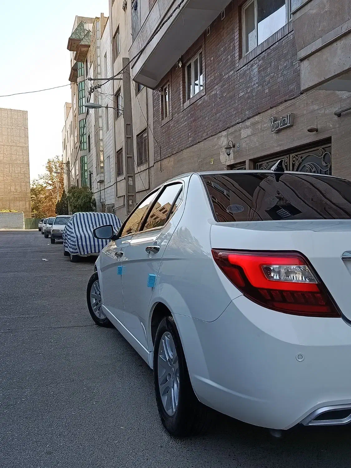 دنا پلاس ۵ دنده EF7 - 1402