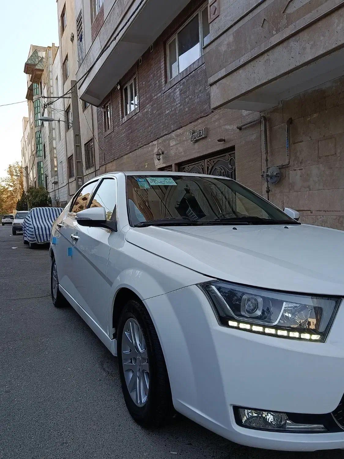 دنا پلاس ۵ دنده EF7 - 1402