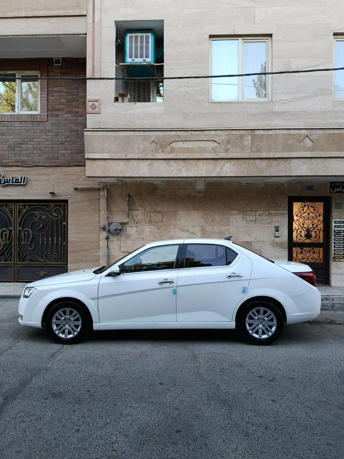 دنا پلاس ۵ دنده EF7 - 1402