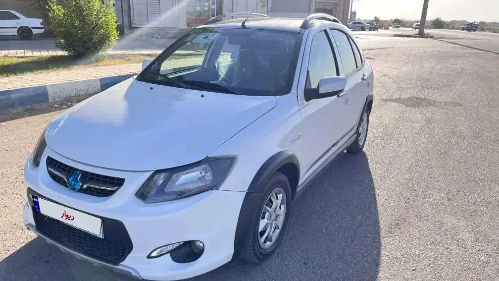 کوییک R دنده‌ای - 1402