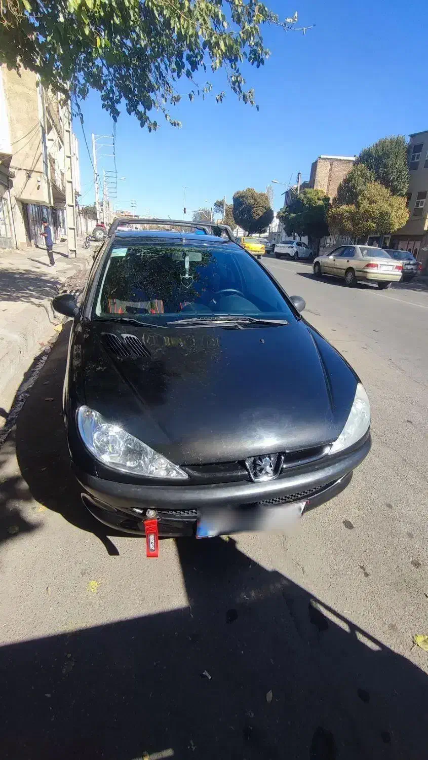 پژو ۲۰۶ صندوق دار v8 - 1393