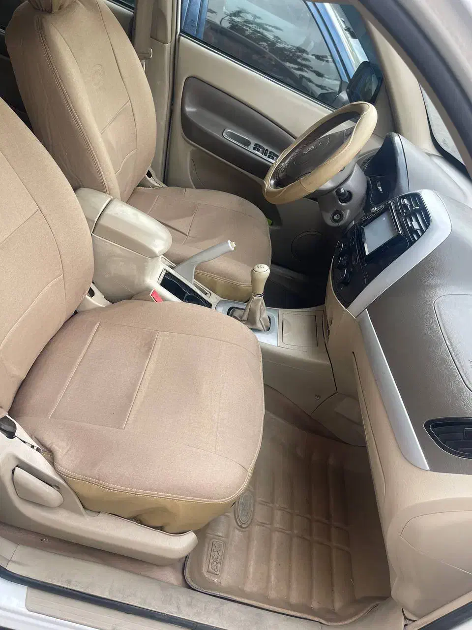 ام وی ام X33 دنده‌ای ساده - 1391