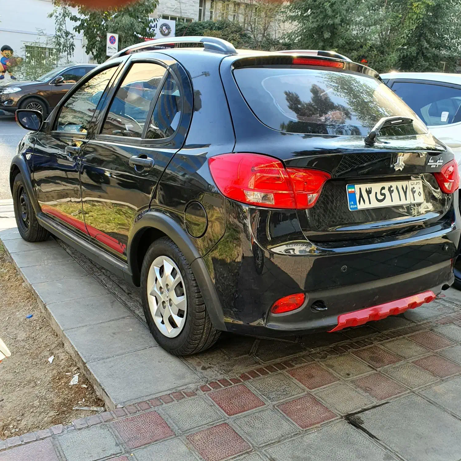 کوییک R دنده‌ای - 1402