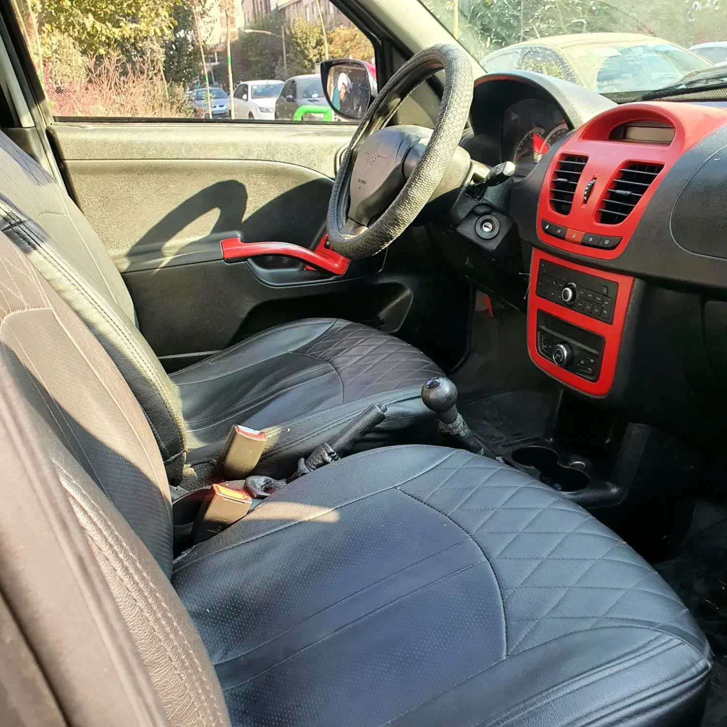 کوییک R دنده‌ای - 1402