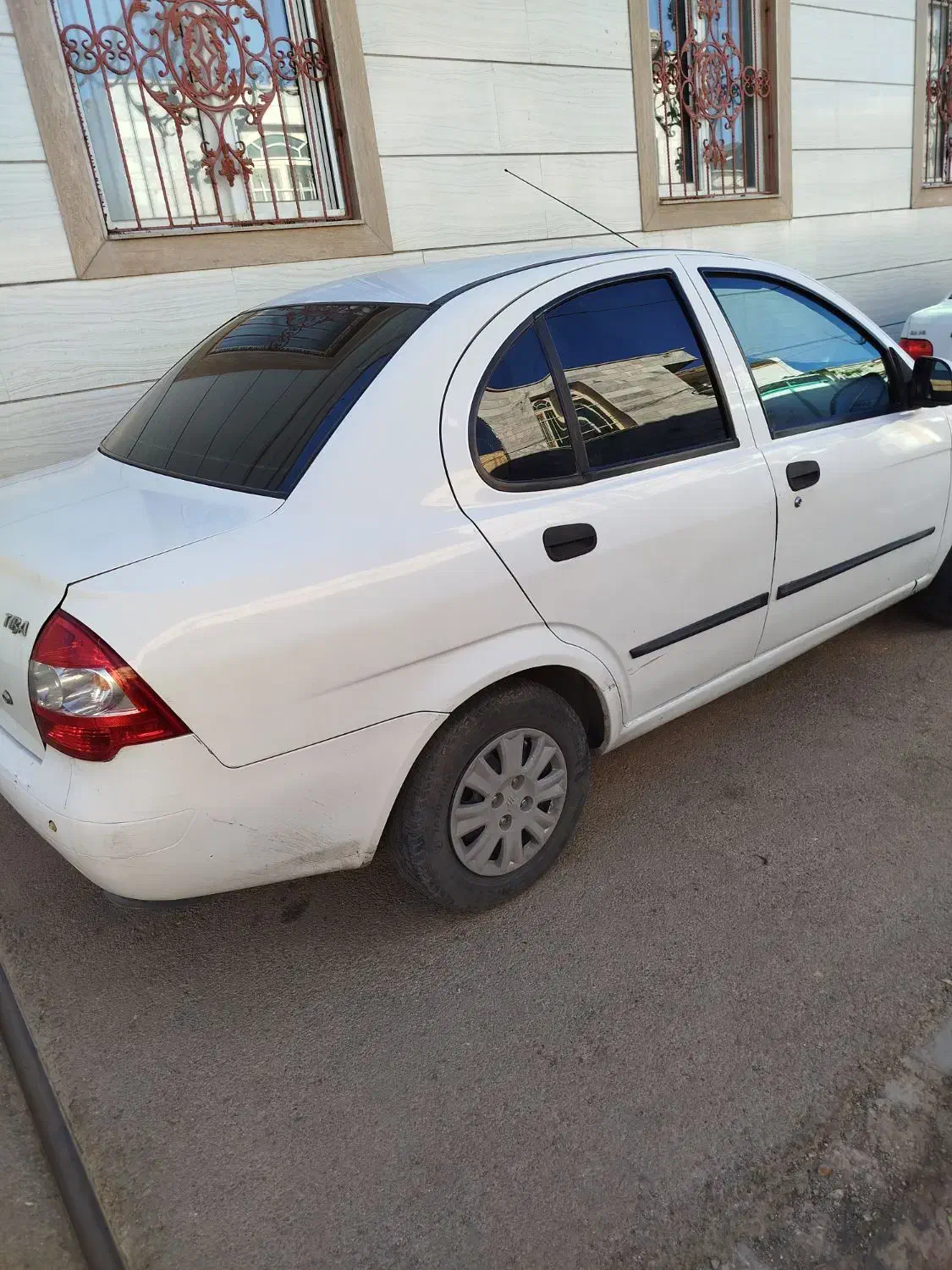 تیبا صندوق دار SX - 1398