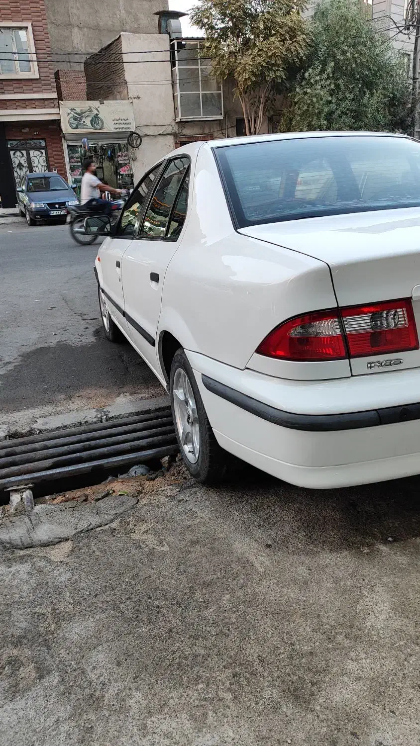 سمند LX XU7 - 1390