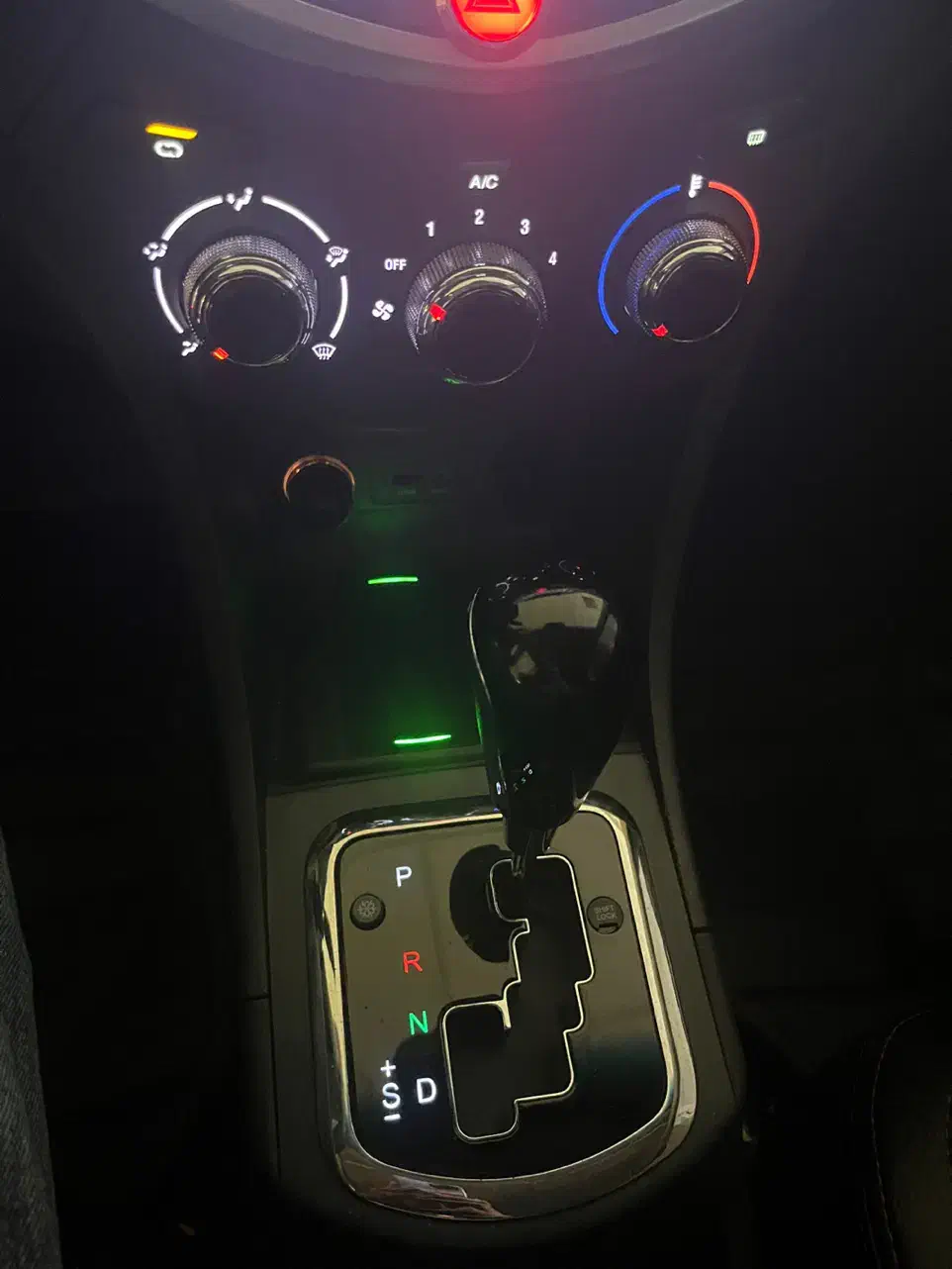 جک J4 اتوماتیک آپشنال - 1404