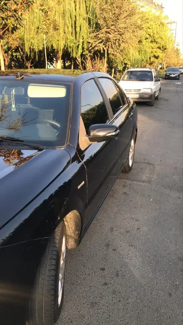 دنا پلاس تیپ ۲ سانروف ۴ ایربگ - 1396