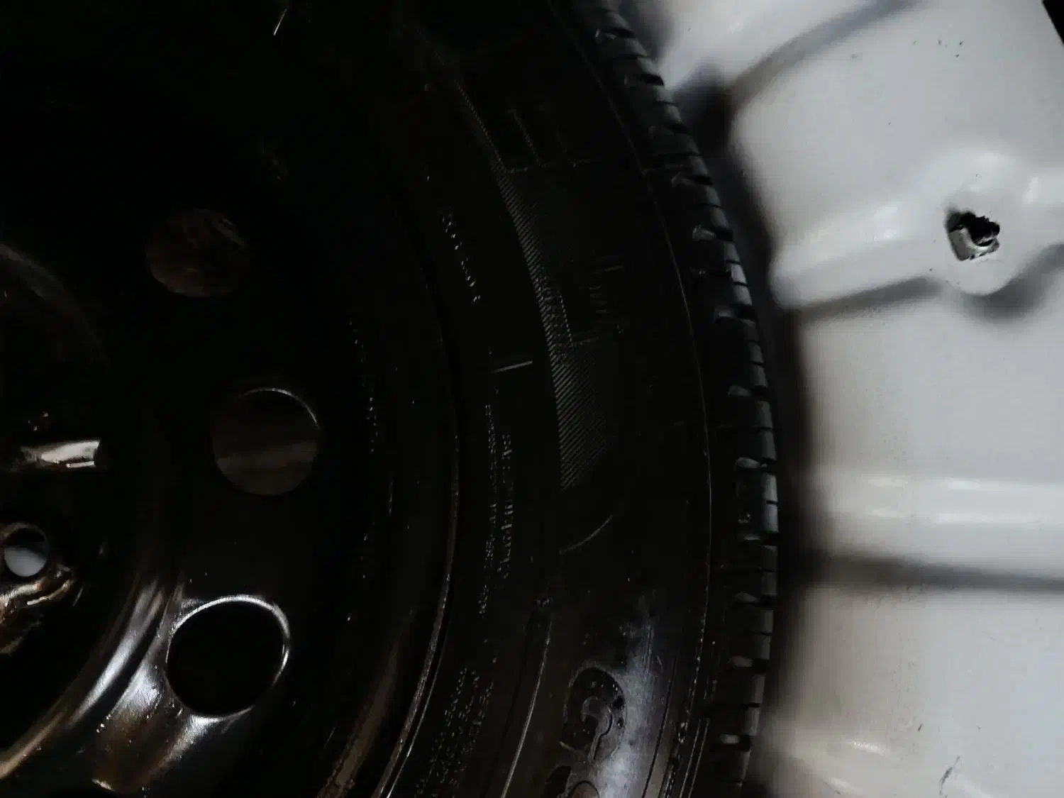 تیبا صندوق دار SX - 1400