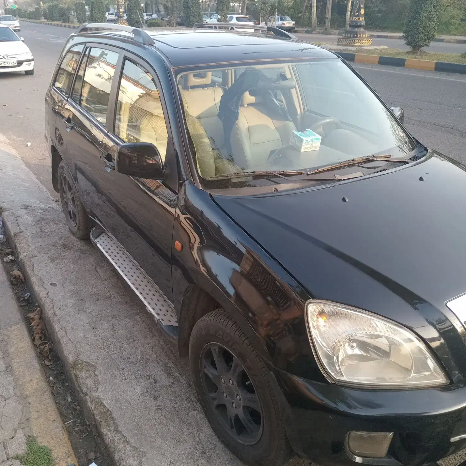 خودرو ام وی ام، X33 آگهی ann_20910195