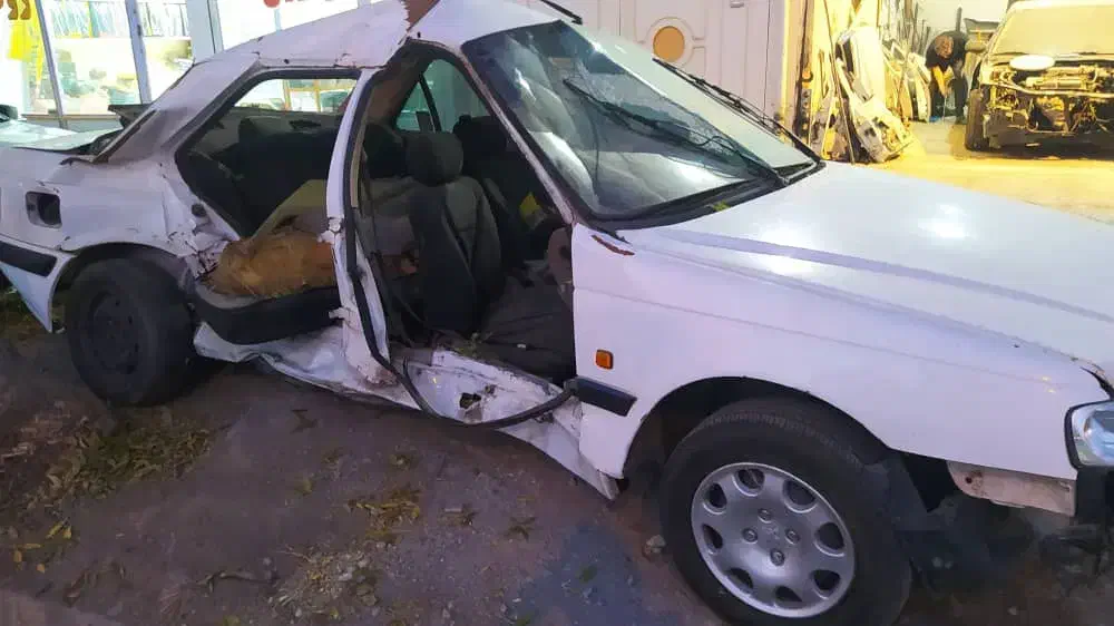 پژو پارس سال - 1390