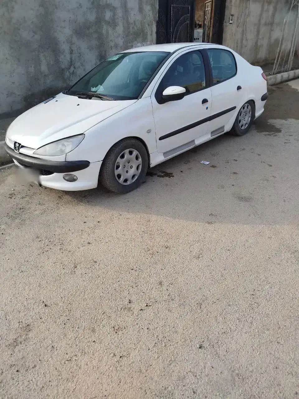 پژو ۲۰۶ صندوق دار v8 - 1394