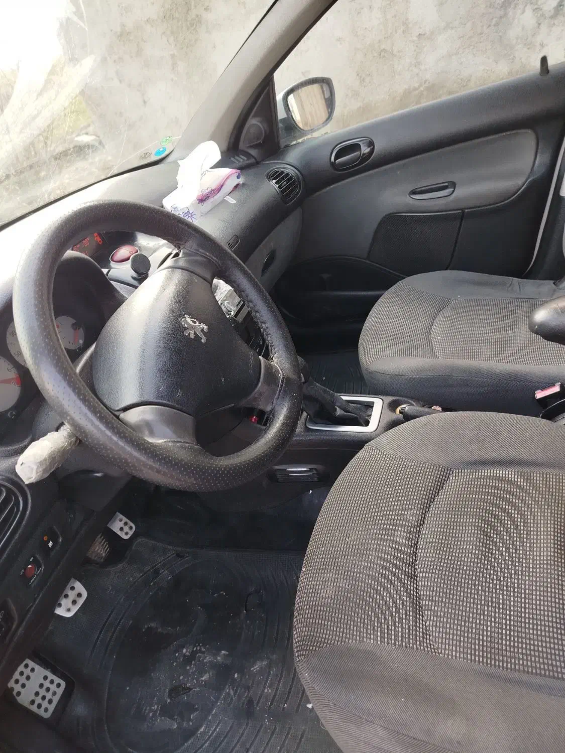 پژو ۲۰۶ صندوق دار v8 - 1394